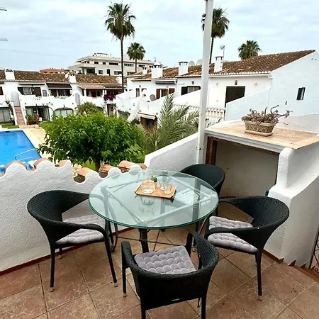 Tropicana Park Vybdenia 公寓